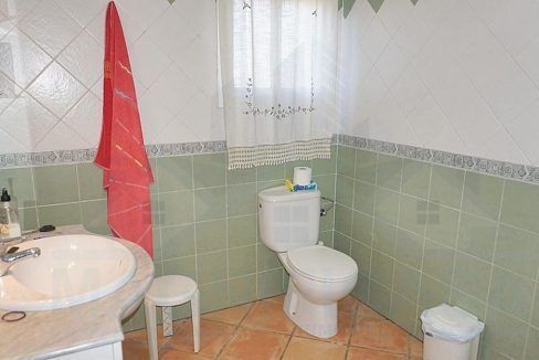 Villa-Country-Housefourth-master-bathroom-Alhaurin-el-Grande-Malaga-Spain-Magnificasa