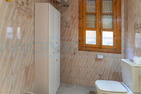 M002089-Casa-chalet-adosada-centro-Alhaurin-el-Grande-guest-bathroom-Magnificasa