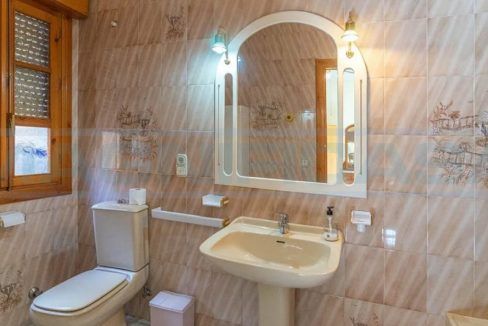 M002089-Casa-chalet-adosada-centro-Alhaurin-el-Grande-guest-bathroom3-Magnificasa