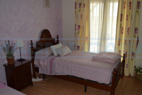 M002041-Casa-Calle-Hierbabuena-guest4-bedroom-Alhaurin-el-Grande-Magnificasa