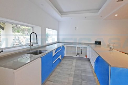 Casa-new-kitchen-Alhaurin-Golf-Alhaurin-el-Grande-Magnificasa