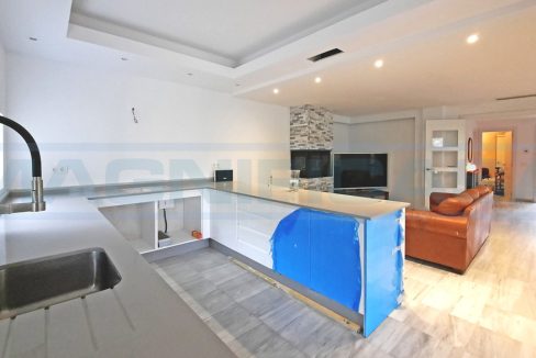 Casa-new-kitchen-salon-Alhaurin-Golf-Alhaurin-el-Grande-Magnificasa
