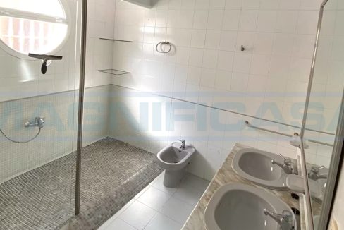 M002056-Villa-bathroom-centre-Calle-Felicidad-Alhaurin-el-Grande-Magnificasa