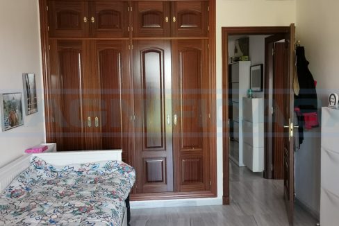 M002068-Casa-Adosado-second-Guest-bedroom-closet-Alhaurin-Golf-Magnificasa