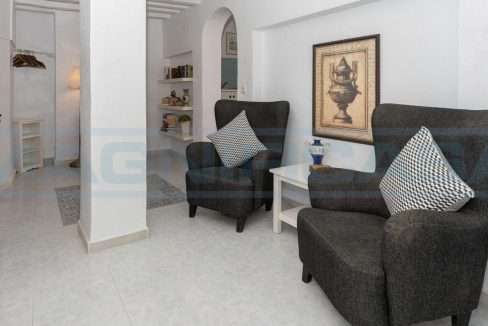 Finca-rustica-for-sale-hall-salon-guest-house-Alhaurín-el-Grande-ref-M002075-Magnificasa