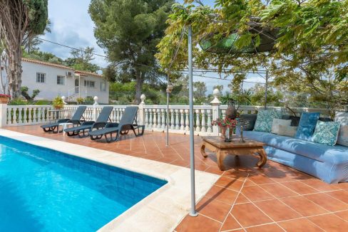 Finca-rustica-for-sale-view-pool-terrace-Alhaurín-el-Grande-ref-M002075-Magnificasa