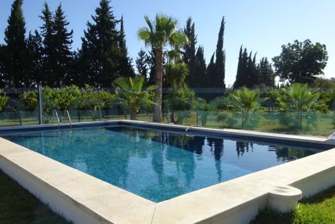 Villa-rustica-for-sale-closeup-view-pool-Alhaurín-de-la-Torre-ref-M002079-Magnificasa