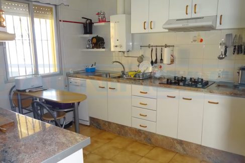 Villa-rustica-for-sale-kitchen-Alhaurín-de-la-Torre-ref-M002079-Magnificasa