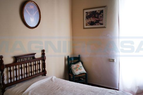 Casa-Adosada-Calle-Convento-3rd-bedroom-next-entree-Alhaurin-el-Grande-Magnificasa