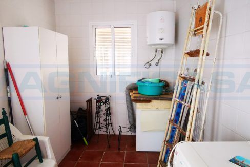 Casa-Adosada-Calle-Convento-laundry-room-Alhaurin-el-Grande-Magnificasa