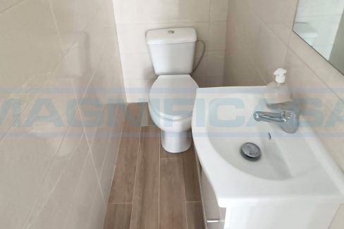 M002114-Casa-Adosado-Reformad-3dorm-Coin-bathroom1-Magnificasa