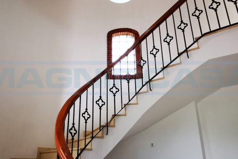 M002125-Finca-Rustica-de-Campo-Piscina-Alhaurin-el-Grande-view-Stairs-upstairs-Magnificasa