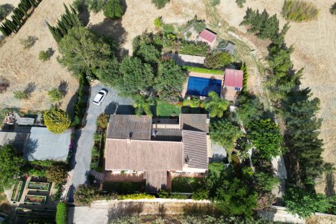 Casa-Finca-3-habitaciones-con-Jardin-terraza-y-piscina-alhaurin-el-Grande-top-view-aerial-Magnificasa