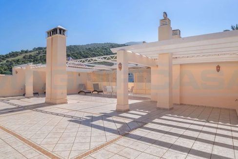 Penthouse-for-sale-4-bedrooms-4-bathrooms-pool-Alhaurin-Golf-Malaga-view4-Roof-terrace