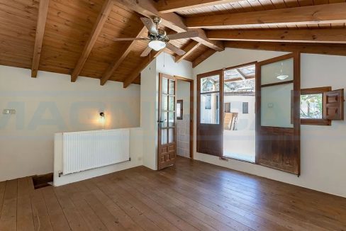 Villa-Chalet en venta 3 dormitorios-1bano en Coín-view-room-upstairs-terrace-Magnificasa