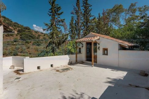Villa-Chalet en venta 3 dormitorios-1bano en Coín-view-room-upstairs-terrace3-Magnificasa