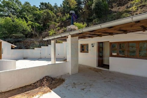 Villa-Chalet en venta 3 dormitorios-1bano en Coín-view-upstairs-terrace1-Magnificasa