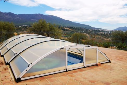 Finca - Cortijo in Alhaurín el Grande de 3 habitaciones con terraza y piscina-view-covert-pool