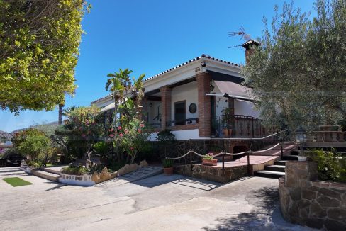 Finca-rustica-3dorm-2banos-piscina-alhaurin-el-Grande-Magnificasa-view-house