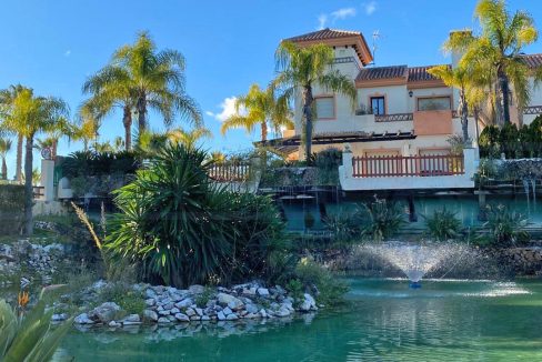 Townhouse-4bedrooms-3bathrooms-backside-pond-Coin-Alhaurin-el-Grande