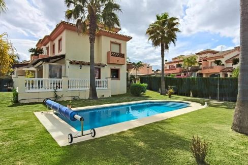 Townhouse-4bedrooms-3bathrooms-garden-views-pool-Coin-Alhaurin-el-Grande