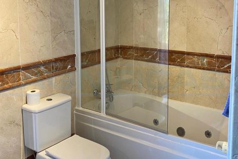 Townhouse-4bedrooms-3bathrooms-view-guest-bathroom2-Coin-Alhaurin-el-Grande