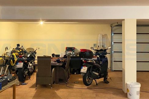 Townhouse-4bedrooms-3bathrooms-view2-storeroom-garage-Coin-Alhaurin-el-Grande