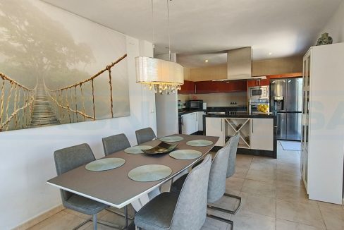 Villa-3bed-2bath-view2-kitchen-dinning-house-Alhaurin-el-Grande