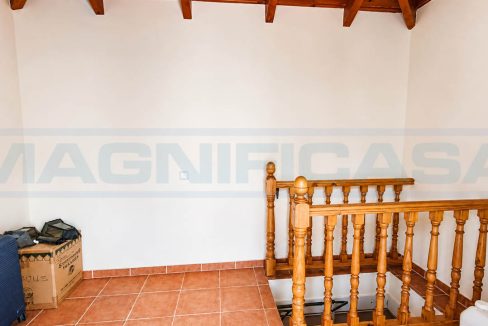 Townhouse-5-bedrooms-4-bathroom-View-top-terrace-room-Coin-Malaga