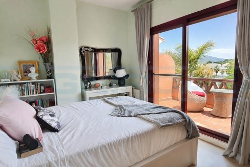 Townhouse-5-bedrooms-4-bathroom-with-Mountain-View-second-guest-bedroom-main-house-Coin-Malaga
