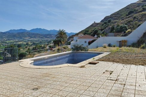 Villa-5bedrooms-3bathrooms-pool-terraces-view-from-pool-garden-Alhaurin-el-Grande-Magnificasa