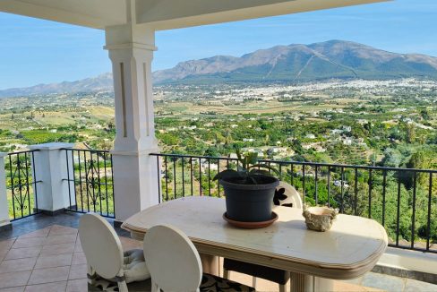 Villa-5bedrooms-3bathrooms-pool-terraces-view-from-terrace-Alhaurin-el-Grande-Magnificasa